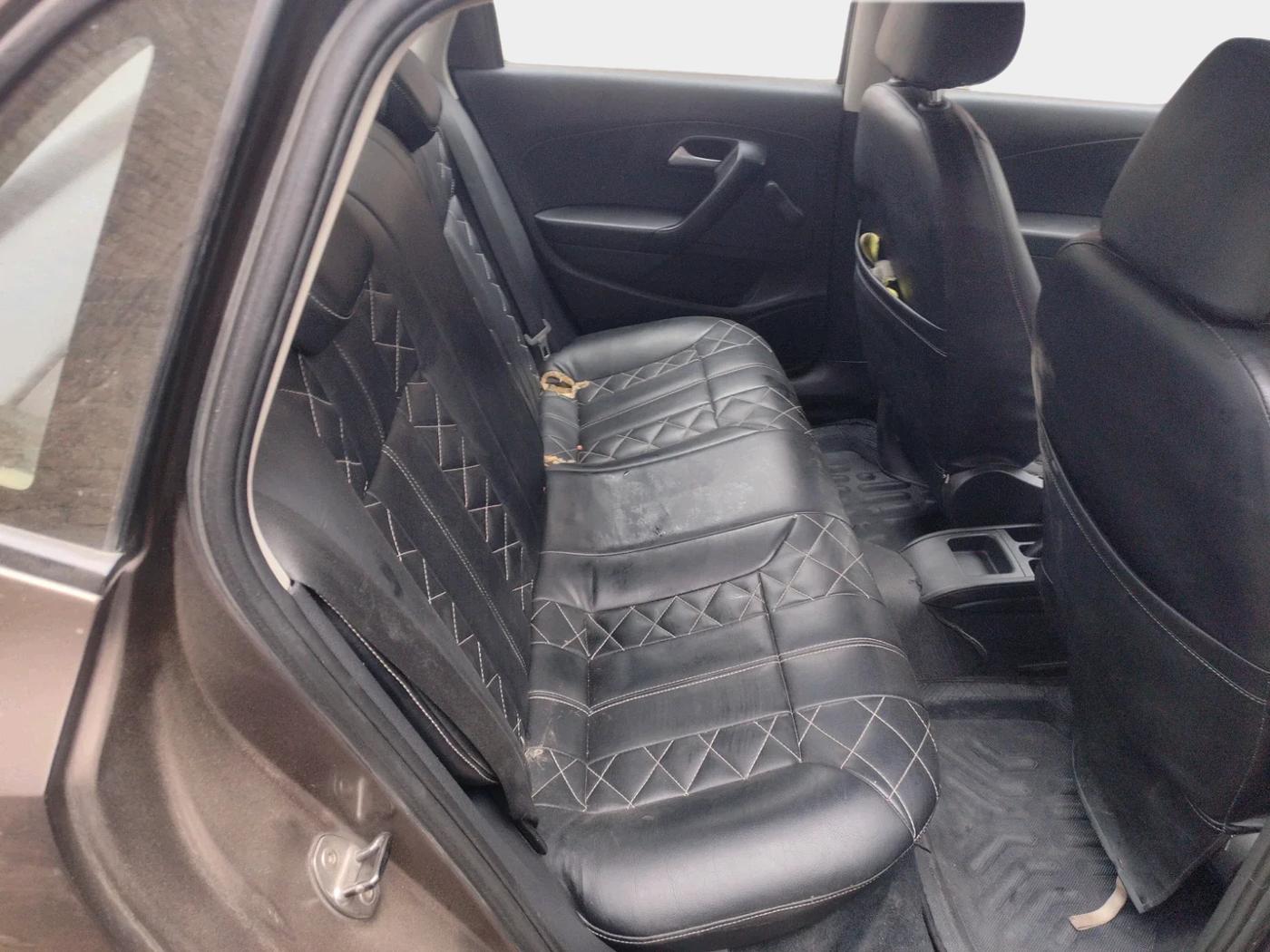 2018 Volkswagen Ameo TRENDLINE 1.0L, Petrol, Manual, 54,685 km, interior