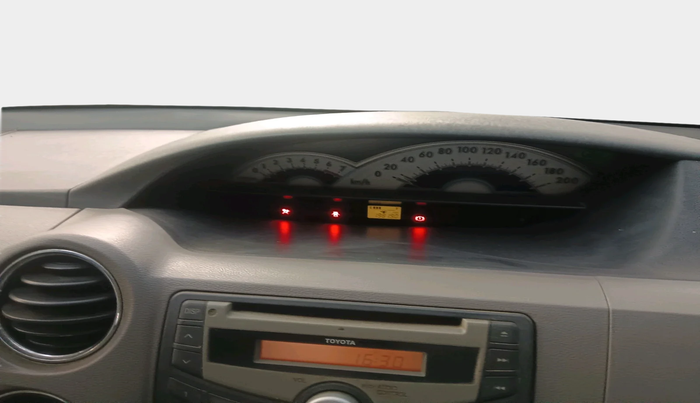 2011 Toyota Etios V, Petrol, Manual, 1,98,190 km, interior