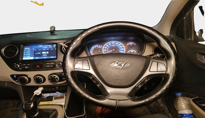 2018 Hyundai Grand i10 SPORTZ 1.2 KAPPA VTVT, Petrol, Manual, 1,08,300 km, interior