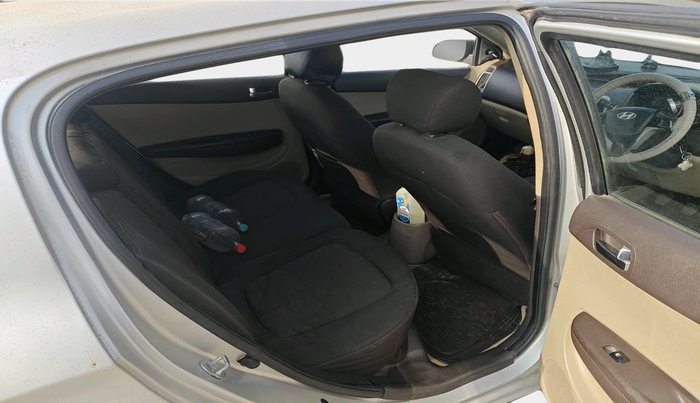 2011 Hyundai i20 SPORTZ 1.2, Petrol, Manual, 78,850 km, interior