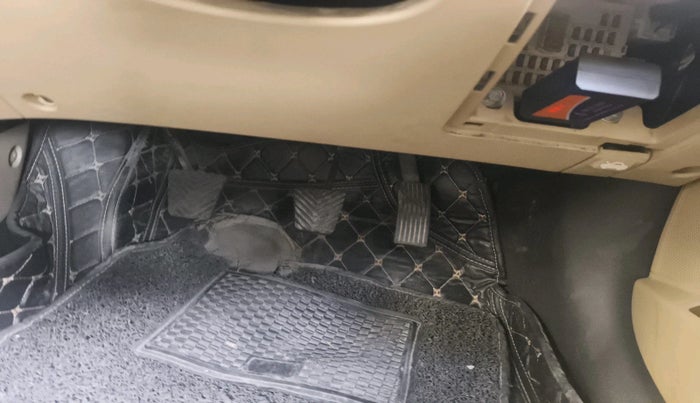 2014 Hyundai Verna FLUIDIC 1.6 VTVT SX OPT, Petrol, Manual, 69,614 km, interior