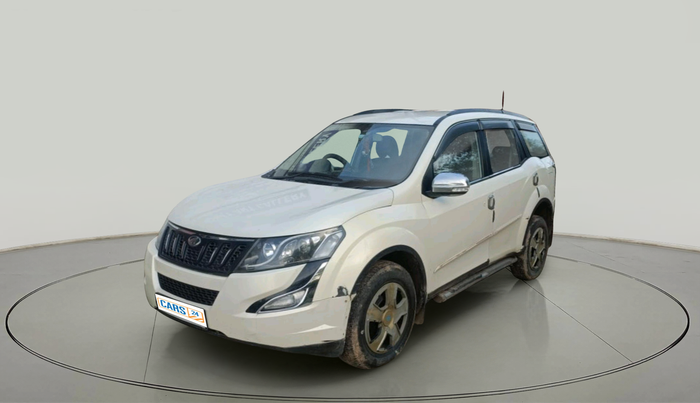 2015 Mahindra XUV500 W6, Diesel, Manual, 1,91,665 km, exterior