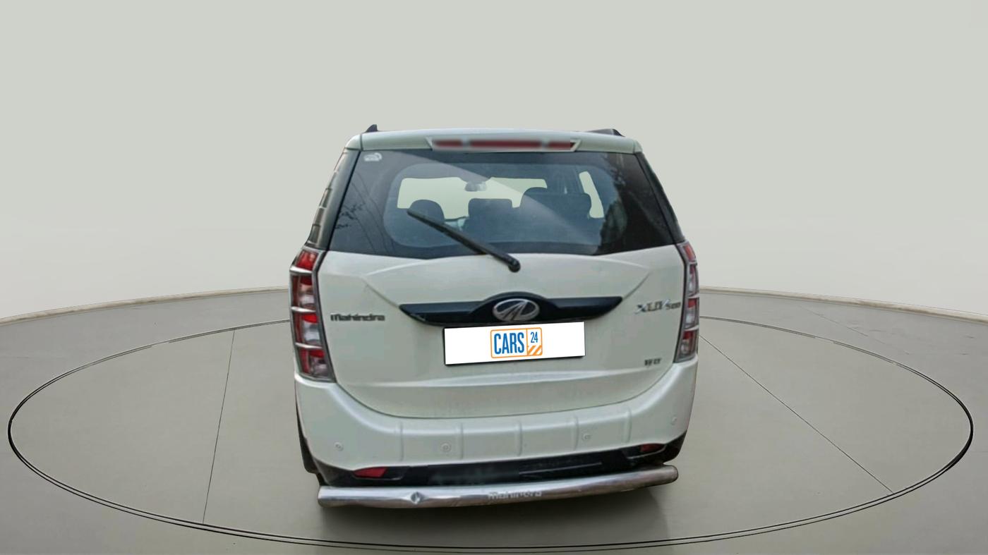 2015 Mahindra XUV500 W6, Diesel, Manual, 1,91,665 km, exterior