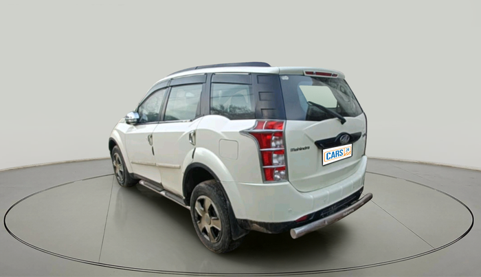 2015 Mahindra XUV500 W6, Diesel, Manual, 1,91,665 km, exterior