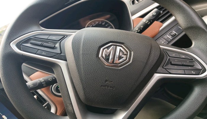 2022 MG HECTOR SHINE 1.5 PETROL TURBO CVT, Petrol, Automatic, 74,056 km, interior