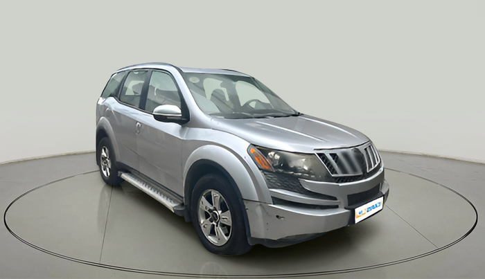 2013 Mahindra XUV500 W8, Diesel, Manual, 1,60,549 km, exterior