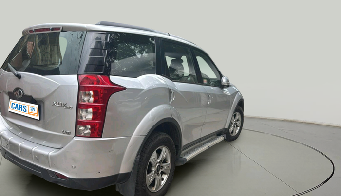 2013 Mahindra XUV500 W8, Diesel, Manual, 1,60,549 km, exterior
