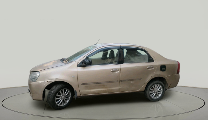 2011 Toyota Etios V, Petrol, Manual, 92,011 km, exterior
