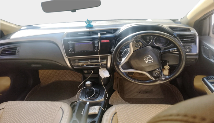 2015 Honda City 1.5L I-VTEC V MT, Petrol, Manual, 1,40,265 km, interior
