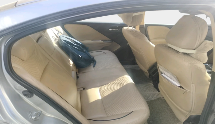 2015 Honda City 1.5L I-VTEC V MT, Petrol, Manual, 1,40,265 km, interior