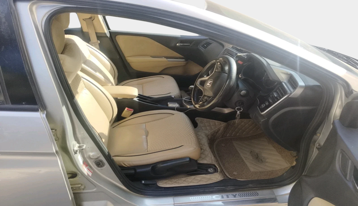 2015 Honda City 1.5L I-VTEC V MT, Petrol, Manual, 1,40,265 km, interior