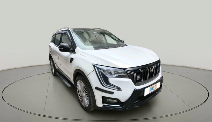 2023 Mahindra XUV700 AX 5 P AT 5 STR, Petrol, Automatic, 46,752 km, exterior