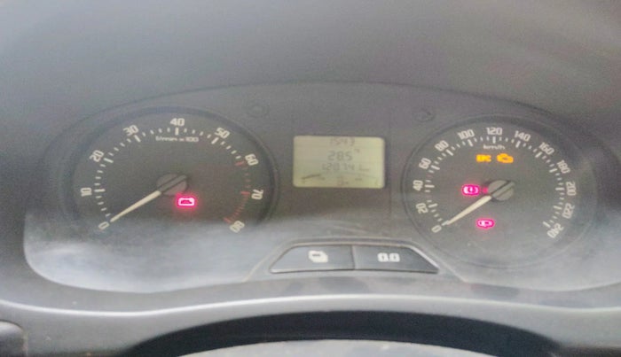 2011 Skoda Fabia ACTIVE 1.2 MPI, Petrol, Manual, 1,20,745 km, interior