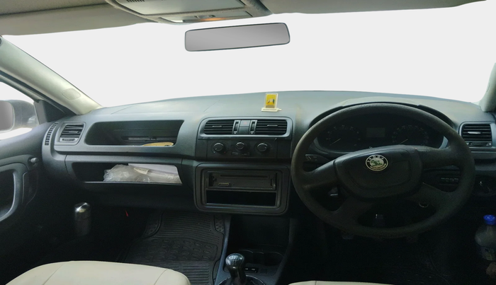 2011 Skoda Fabia ACTIVE 1.2 MPI, Petrol, Manual, 1,20,745 km, interior