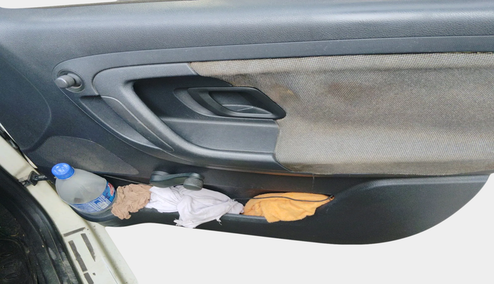 2011 Skoda Fabia ACTIVE 1.2 MPI, Petrol, Manual, 1,20,745 km, interior