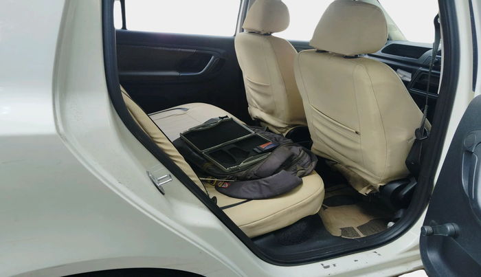 2011 Skoda Fabia ACTIVE 1.2 MPI, Petrol, Manual, 1,20,745 km, interior