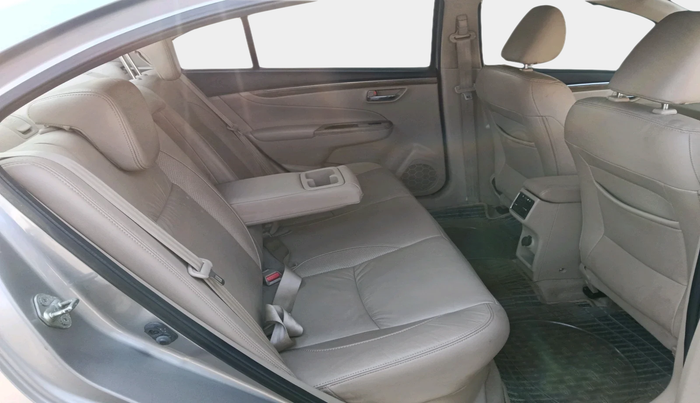 2018 Maruti Ciaz ALPHA 1.5 SHVS PETROL, Petrol, Manual, 51,714 km, interior