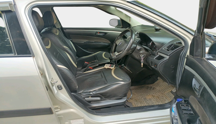 2017 Maruti Swift VXI, Petrol, Manual, 1,09,703 km, interior