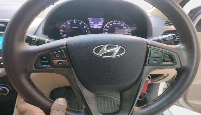 2016 Hyundai Verna 1.6 VTVT SX, Petrol, Manual, 39,579 km, interior