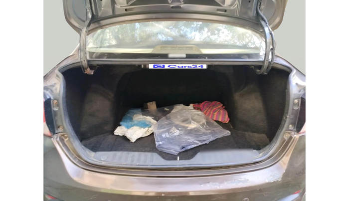 2017 Maruti Ciaz ALPHA DIESEL 1.3, Diesel, Manual, 1,48,711 km, exterior