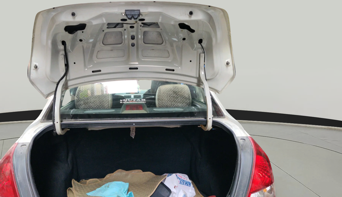 2010 Maruti Swift Dzire VXI, Petrol, Manual, 71,506 km, exterior