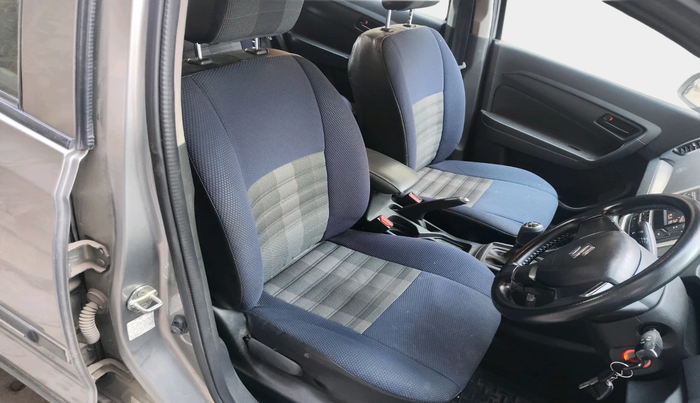 2018 Maruti Vitara Brezza LDI, Diesel, Manual, 45,452 km, interior