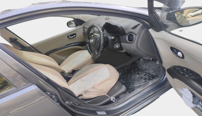 2011 Hyundai i10 SPORTZ 1.2 AT, Petrol, Automatic, 45,640 km, interior