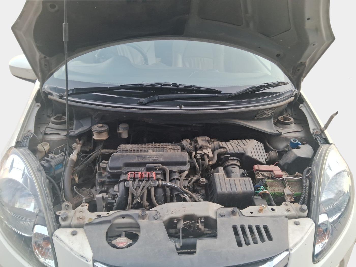 2013 Honda Amaze 1.2L I-VTEC S, Petrol, Manual, 1,26,272 km, exterior