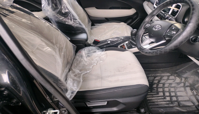 2025 Hyundai VENUE S(O) 1.2, Petrol, Manual, 2,992 km, interior