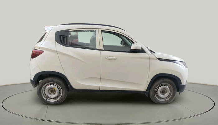 2016 Mahindra Kuv100 K4 6 STR, Petrol, Manual, 41,600 km, exterior