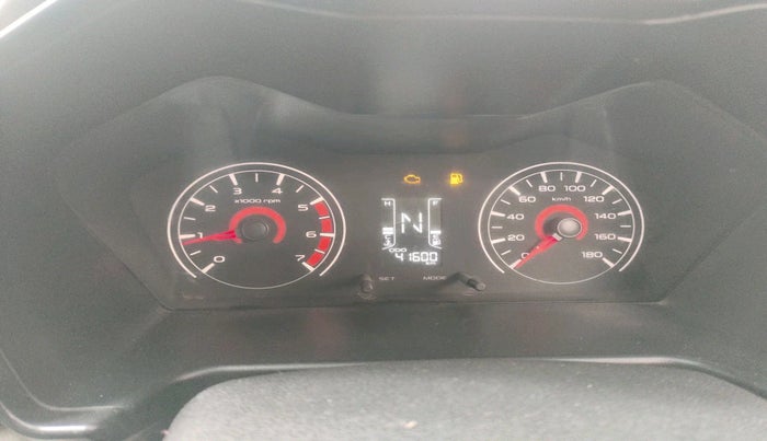 2016 Mahindra Kuv100 K4 6 STR, Petrol, Manual, 41,600 km, interior