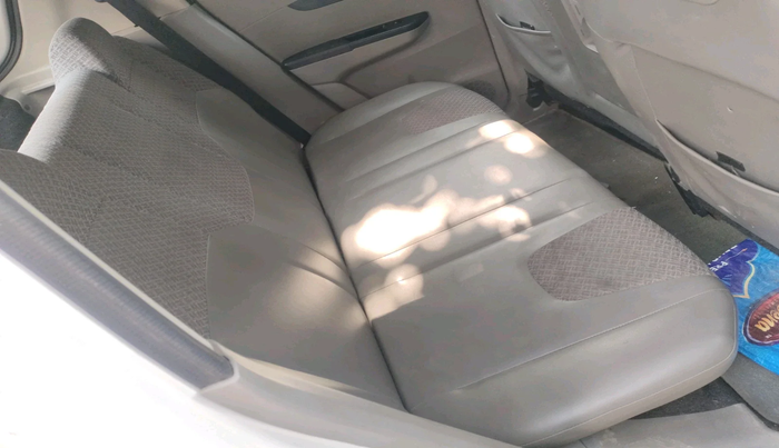 2016 Mahindra Kuv100 K4 6 STR, Petrol, Manual, 41,600 km, interior