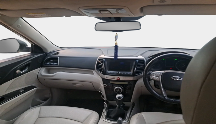 2019 Mahindra XUV300 W8 (O) 1.5 DIESEL, Diesel, Manual, 83,314 km, interior