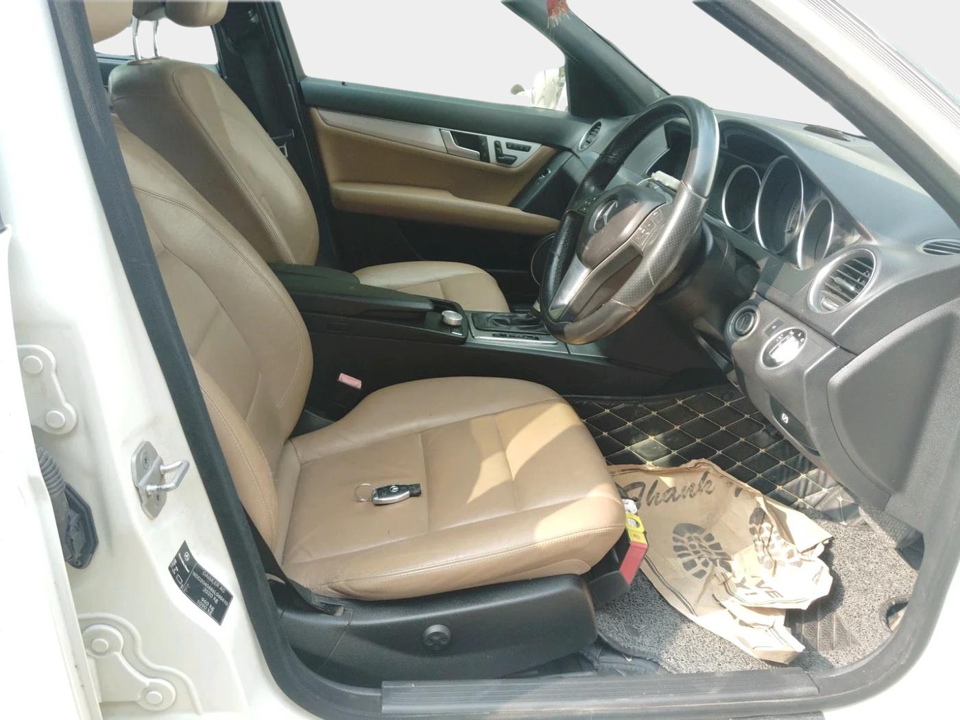 2011 Mercedes Benz C Class 200 CGI AVANTGARDE, Petrol, Automatic, 62,041 km, interior