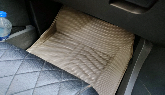 2018 Mahindra XUV500 W7, Diesel, Manual, 63,512 km, interior