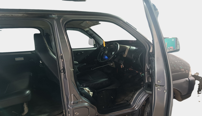 2023 Maruti Eeco 5 STR AC CNG, Petrol, Manual, 43,789 km, interior