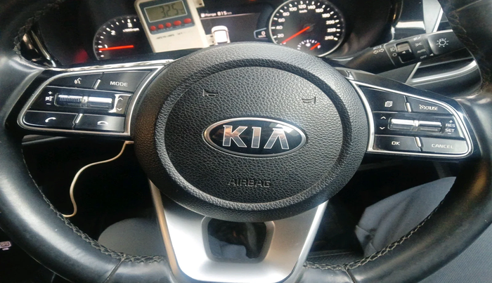 2021 KIA SELTOS GTX PLUS AT 1.5 DIESEL, Diesel, Automatic, 1,61,187 km, interior