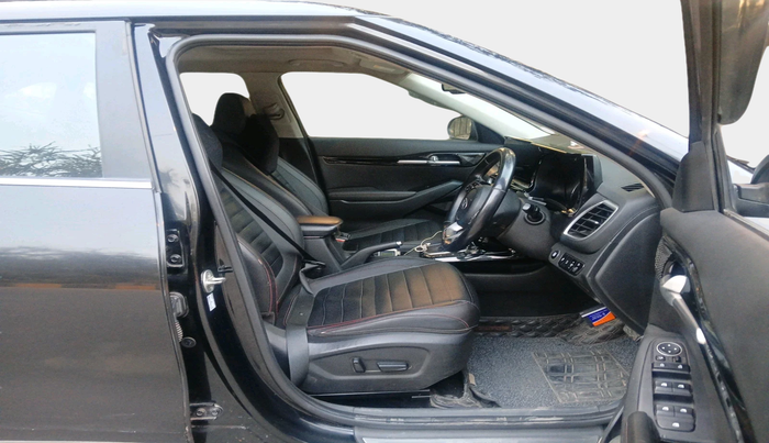 2021 KIA SELTOS GTX PLUS AT 1.5 DIESEL, Diesel, Automatic, 1,61,187 km, interior