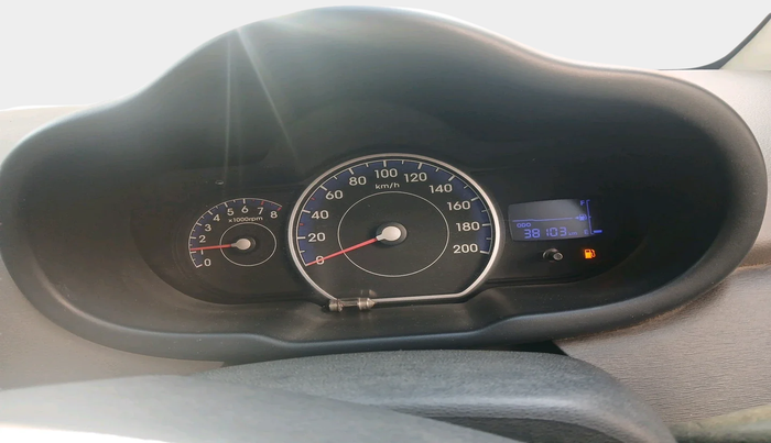 2012 Hyundai i10 MAGNA 1.2, Petrol, Manual, 38,103 km, interior