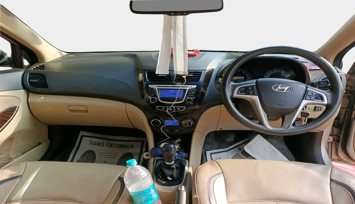 2011 Hyundai Verna FLUIDIC 1.6 VTVT SX, Petrol, Manual, 1,30,367 km, interior