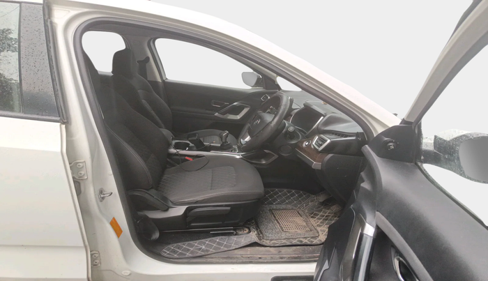 2020 Tata Harrier XT PLUS 2.0L KRYOTEC, Diesel, Manual, 67,917 km, interior