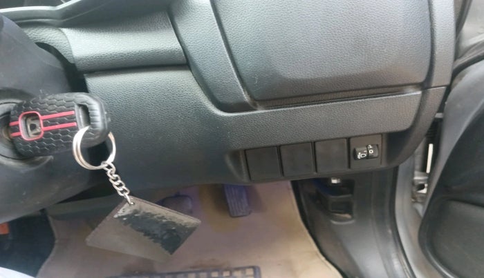 2017 Honda Jazz 1.2L I-VTEC V, Petrol, Manual, 78,189 km, interior