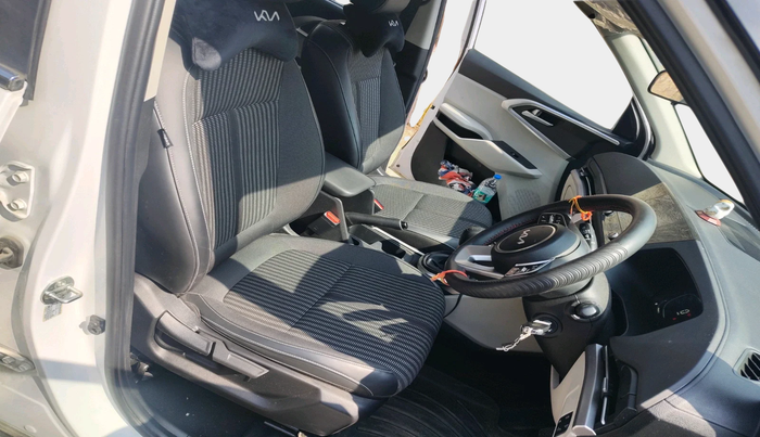 2024 KIA CARENS PRESTIGE 1.5 PETROL 7 STR, Petrol, Manual, 7,729 km, interior