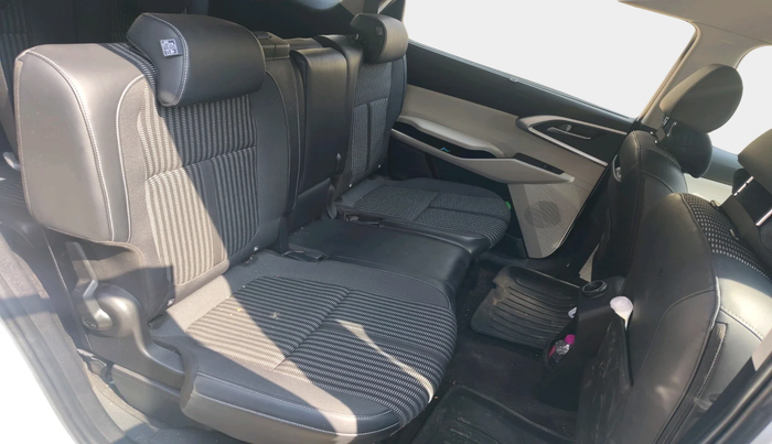 2024 KIA CARENS PRESTIGE 1.5 PETROL 7 STR, Petrol, Manual, 7,729 km, interior