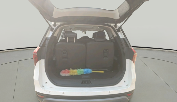 2023 Mahindra XUV700 AX 5 P MT 7 STR, Petrol, Manual, 24,158 km, exterior