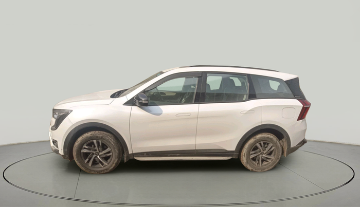 2023 Mahindra XUV700 AX 5 P MT 7 STR, Petrol, Manual, 24,158 km, exterior