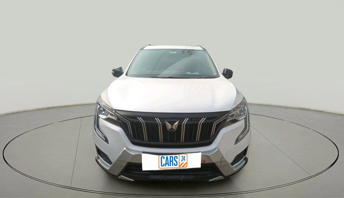 2023 Mahindra XUV700 AX 5 P MT 7 STR, Petrol, Manual, 24,158 km, exterior