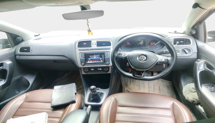 2017 Volkswagen Polo HIGHLINE1.2L, Petrol, Manual, 93,902 km, interior