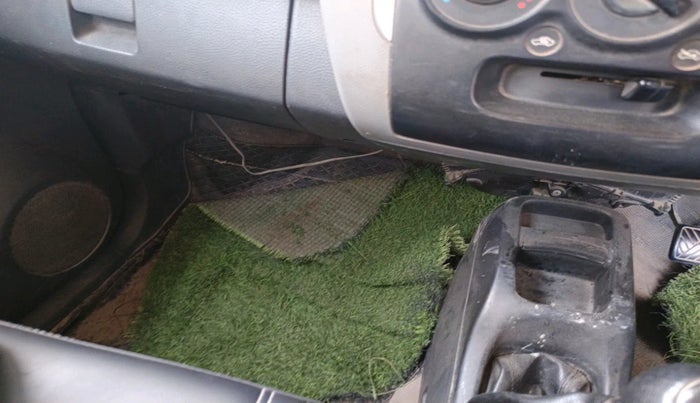 2011 Maruti Wagon R 1.0 LXI CNG, Petrol, Manual, 1,08,169 km, interior