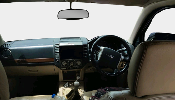 2012 Ford Endeavour 2.5L 4X2 MT, Diesel, Manual, 1,82,167 km, interior